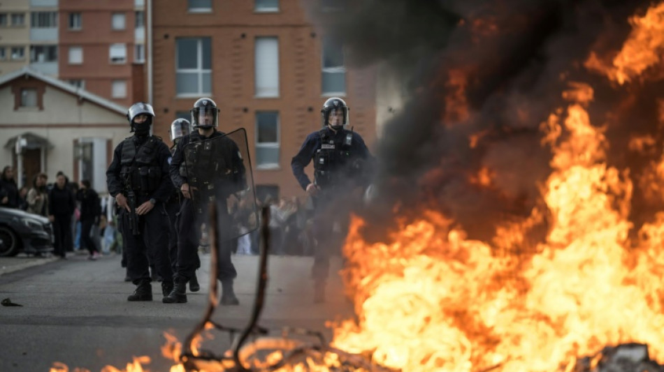  Sch&uuml;lerproteste in Frankreich: Acht Schulmitarbeiter verletzt 