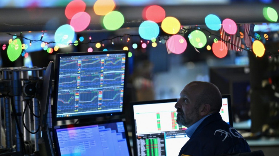 Wall Street termine mitig&eacute;e, les taux obligataires remontent