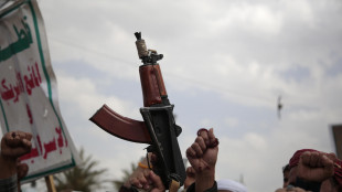 Houthi, almeno 38 morti in attacco Usa a porto di Ras Issa