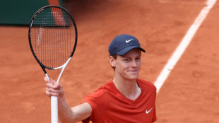 Roland-Garros: Sinner f&ecirc;te sa place de N.1 en fon&ccedil;ant vers sa premi&egrave;re demi-finale