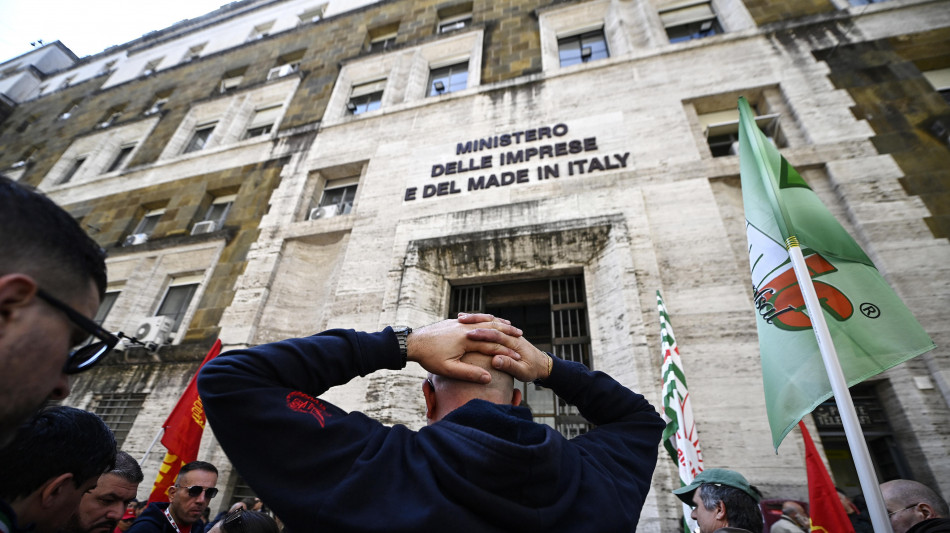 Fonti, 'investimenti Stm confermati, nessun sito sarà chiuso'
