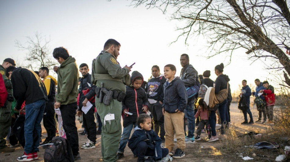  Without lawyers, migrant children face deportation from the US 