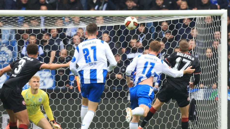  Hertha BSC festigt die Tabellenf&uuml;hrung 