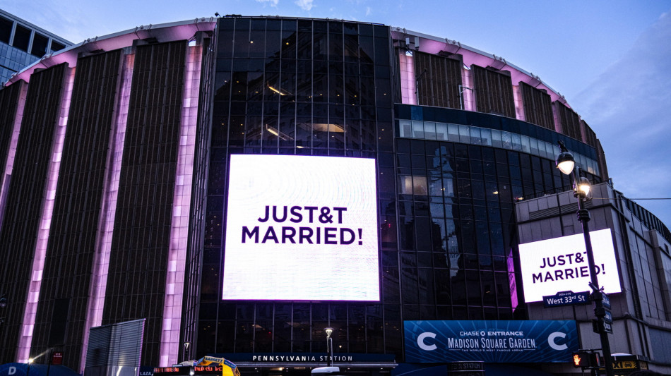 Taylor Swift ha pagato 160.000 dollari a New York per il suo matrimonio