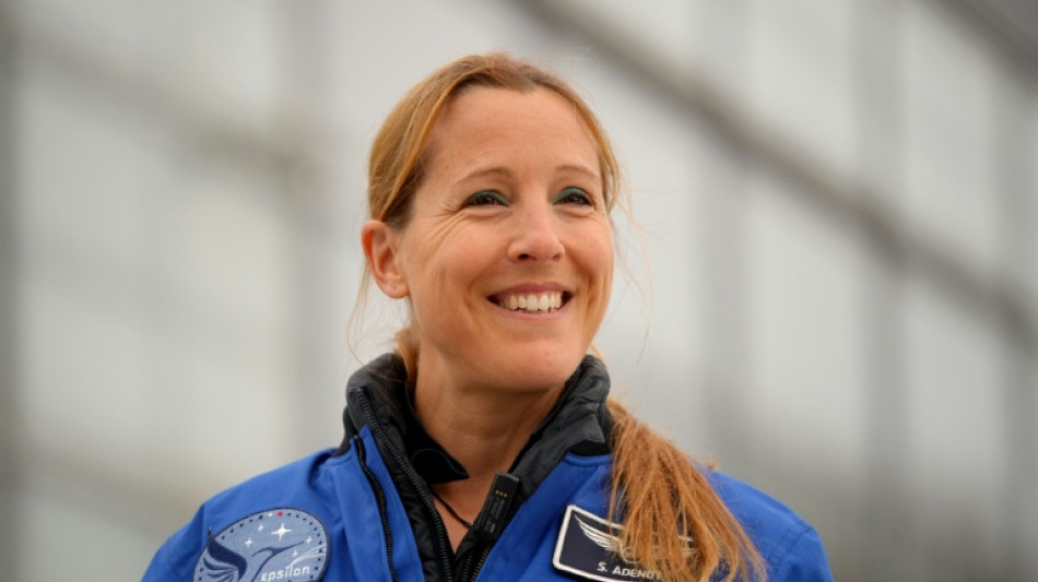  Astronautin Adenot absolviert als erste Franz&ouml;sin Au&szlig;eneinsatz im All 