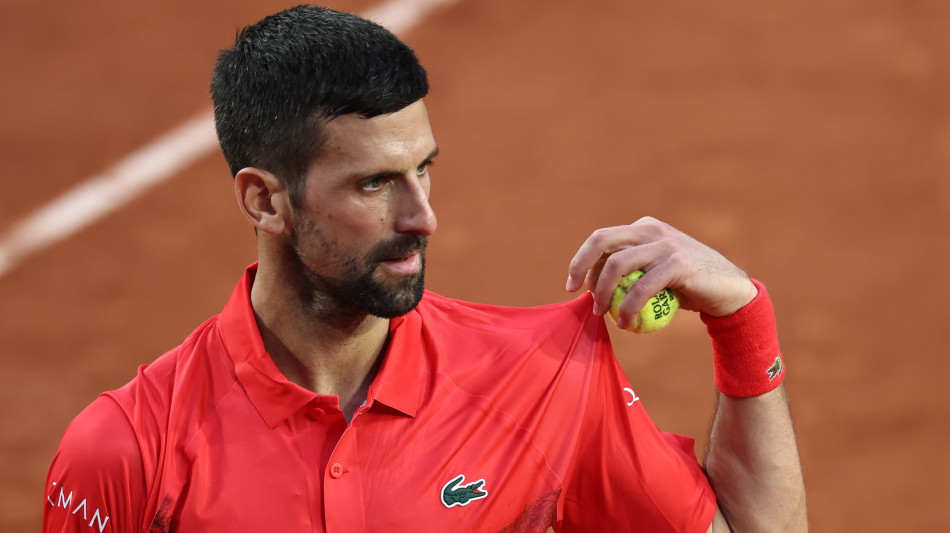 Roland Garros: Djokovic batte Moutet e va al terzo turno