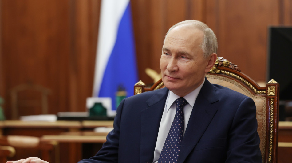 Cremlino, Putin incontrerà Witkoff