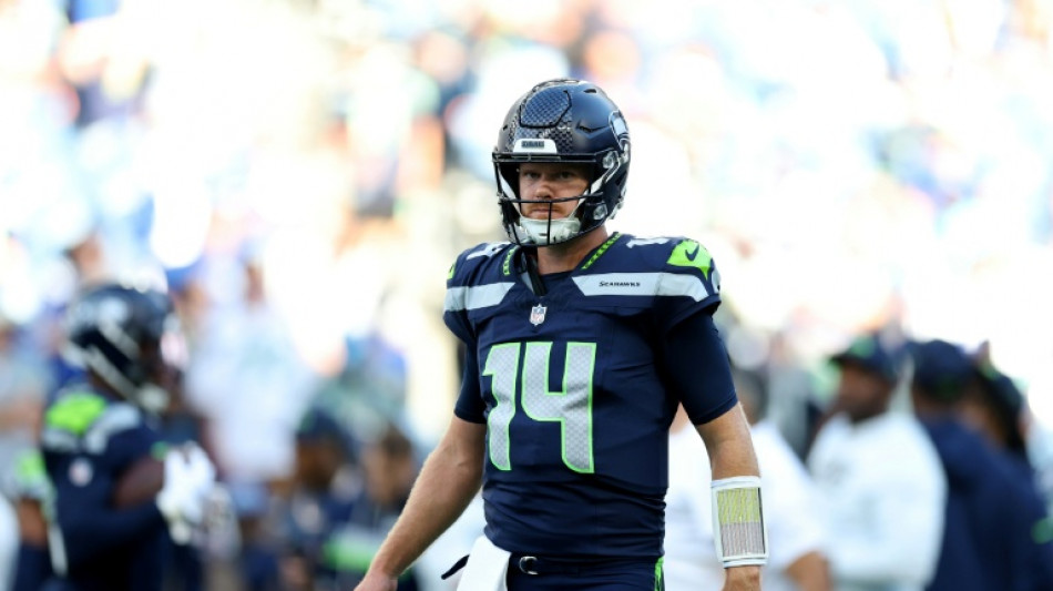  Seahawks' Darnold gets good news on hip injury: coach 
