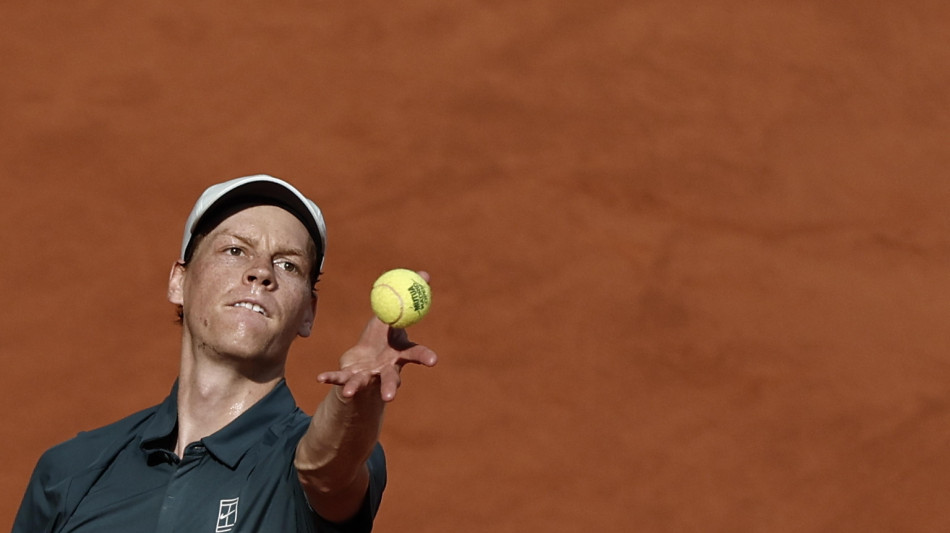  Tennis: Sinner, 'devo capire come si gioca su questo campo di Madrid' 