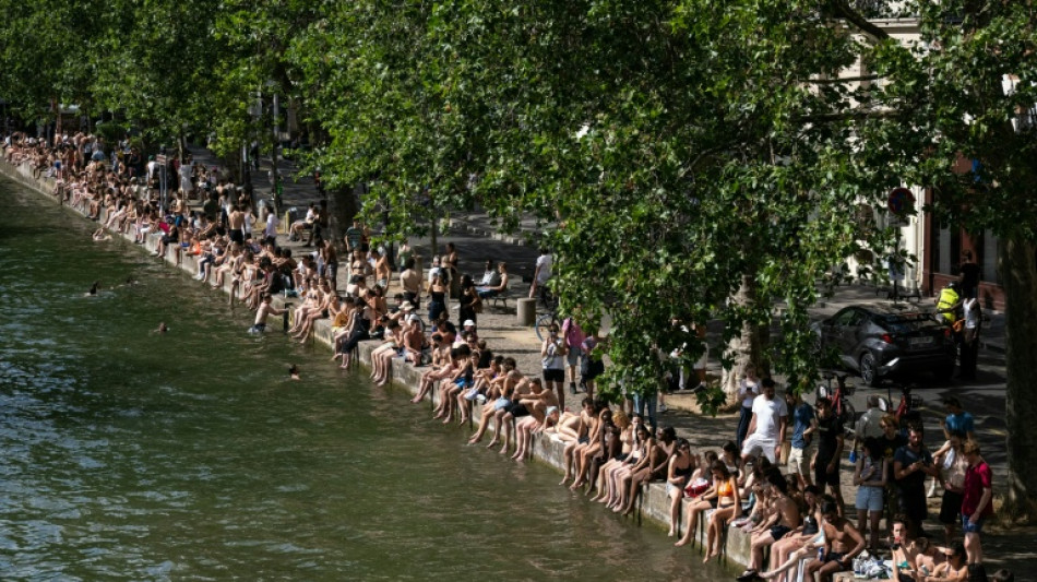  Almost 8,000 excess deaths in France's scorched summer: statistics 