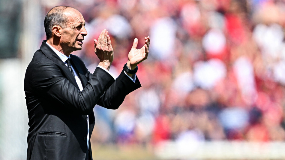  Napoli: Allegri 'poche chiacchiere, domani con il Bologna bisogna vincere' 