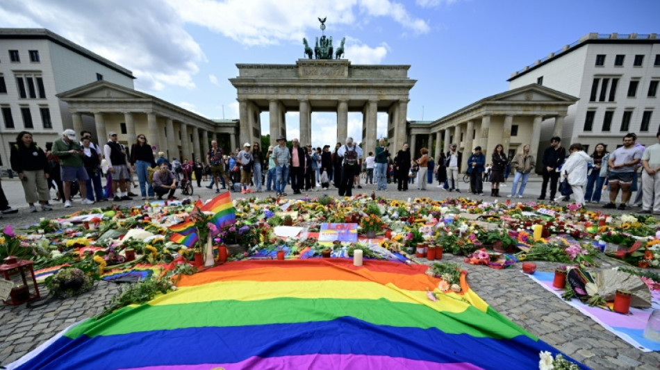  Nach Anschlag: Berliner CSD-Verein beteiligt sich mit Wagen an Protest in Hamburg 