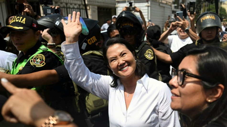  Pr&auml;sidentenwahl in Peru: Stichwahl zwischen zwei rechten Kandidaten wahrscheinlich 