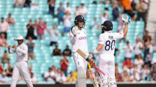 England hammer South Africa in 3rd Test to win series 2-1