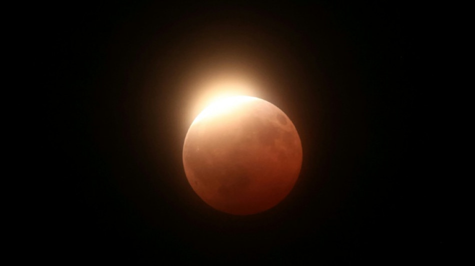  Partielle Mondfinsternis in Deutschland vielerorts von Wolken verdeckt 