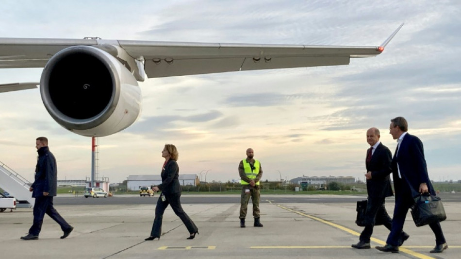 Kanzler Scholz zu Besuch in Chile 