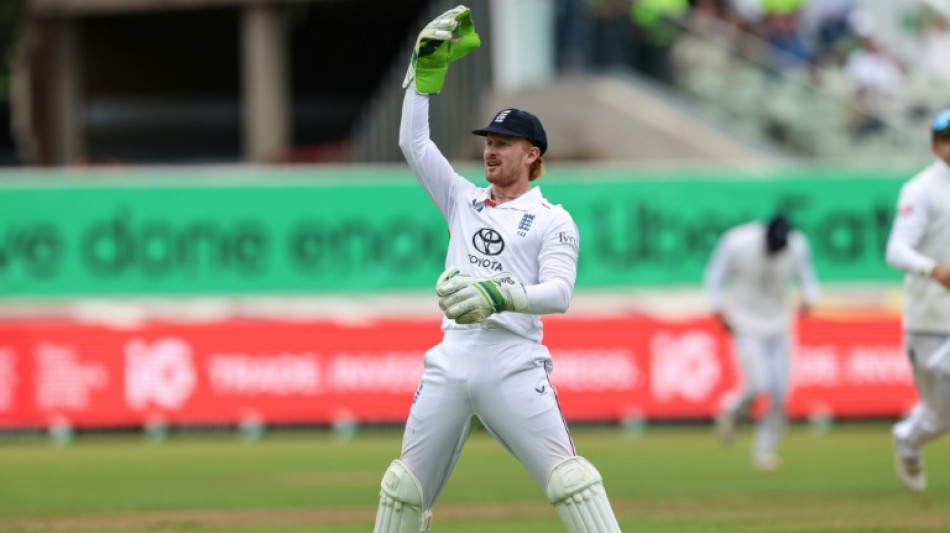  England's Cox says injured Buttler leaves 'big shoes to fill' 