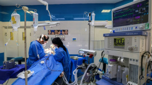 Cirurgia est&eacute;tica vive um 'boom' entre iranianas que buscam oportunidades