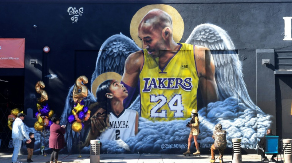 Un proc&egrave;s li&eacute; au crash mortel de Kobe Bryant s'ouvre en Californie