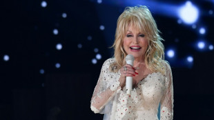 Dolly Parton nimmt "Let It Be" mit Paul McCartney und Ringo Starr neu auf 