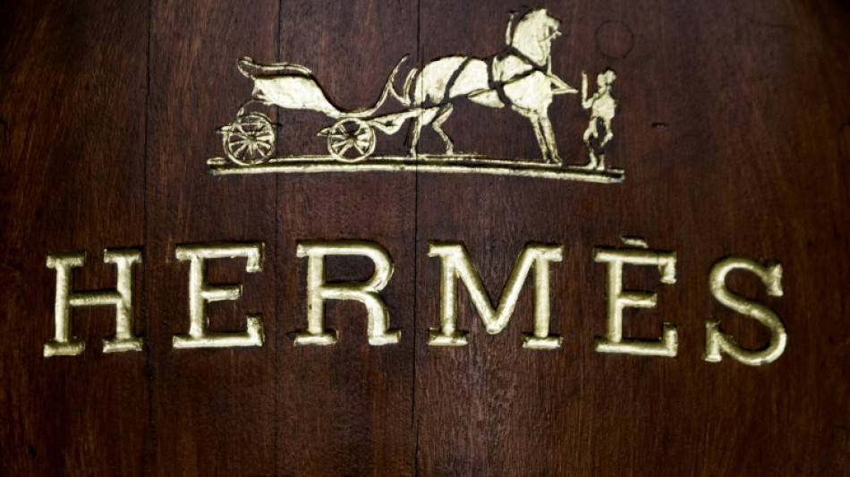 Herm&egrave;s devient la soci&eacute;t&eacute; de luxe la plus valoris&eacute;e au monde, d&eacute;tr&ocirc;nant LVMH