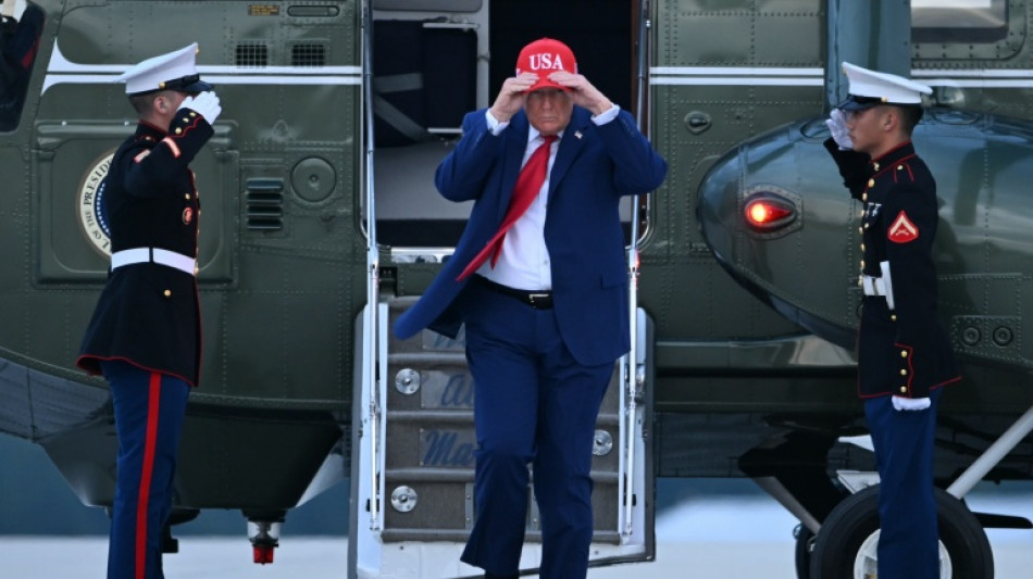  Trump exempte la Russie de nouvelles sanctions, en pleine crise avec Kiev 