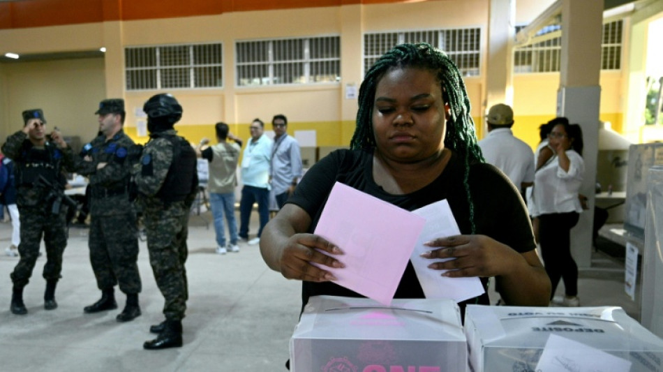  Chatbots de IA pueden influir en los votantes, según dos estudios 