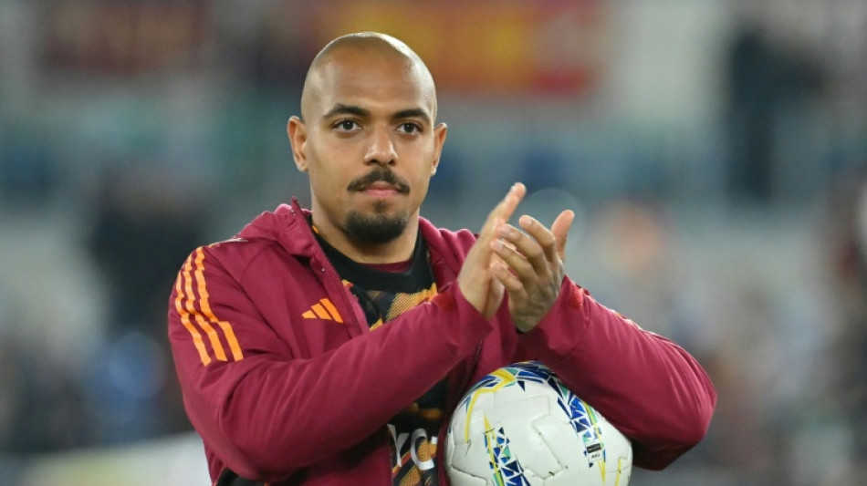  Malen hits hat-trick as Roma rebound against declining Pisa 