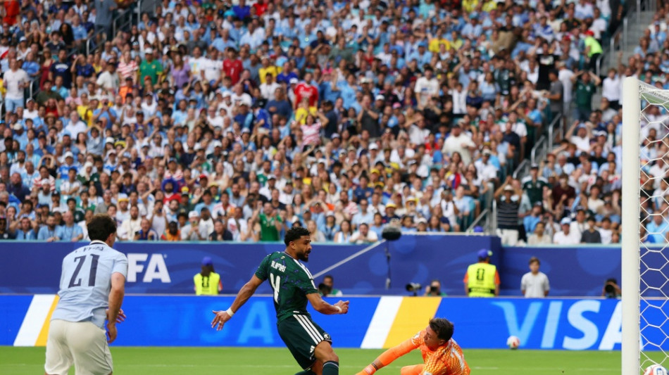  Gegen Saudi-Arabien: Araujo rettet Uruguay 