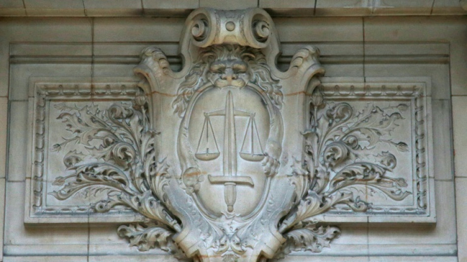 Sha&iuml;na, poignard&eacute;e et br&ucirc;l&eacute;e vive &agrave; 15 ans: son ex-petit ami devant la justice pour assassinat 