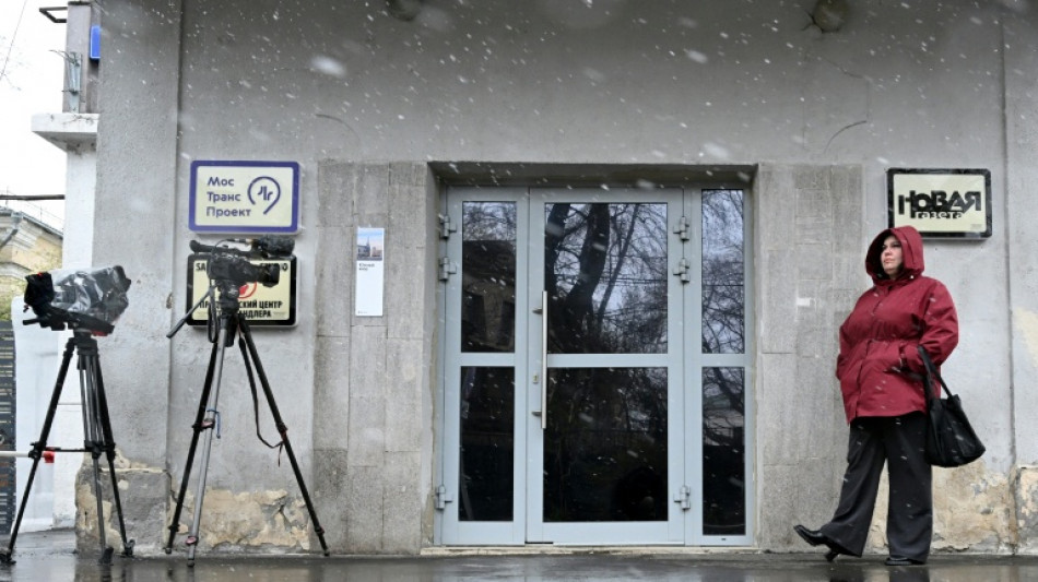  R&uacute;ssia pro&iacute;be grupo ganhador do Nobel e faz opera&ccedil;&atilde;o em jornal independente 