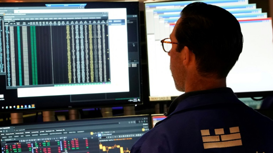 Rebond rat&eacute; pour Wall Street, min&eacute;e par la tech
