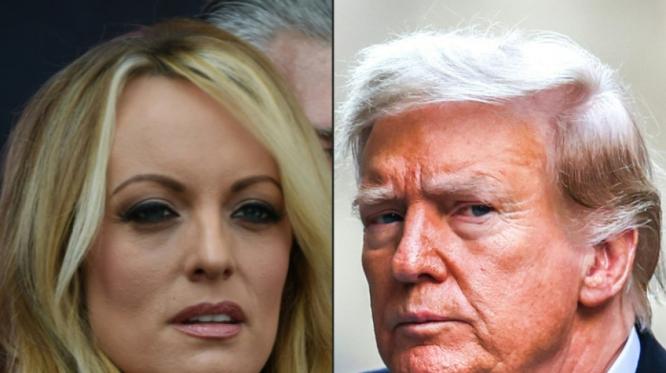 Ex-atriz porn&ocirc; Stormy Daniels conta detalhes de suposto encontro sexual com Trump