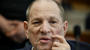 Weinstein colpevole di aggressione sessuale, stallo sullo stupro