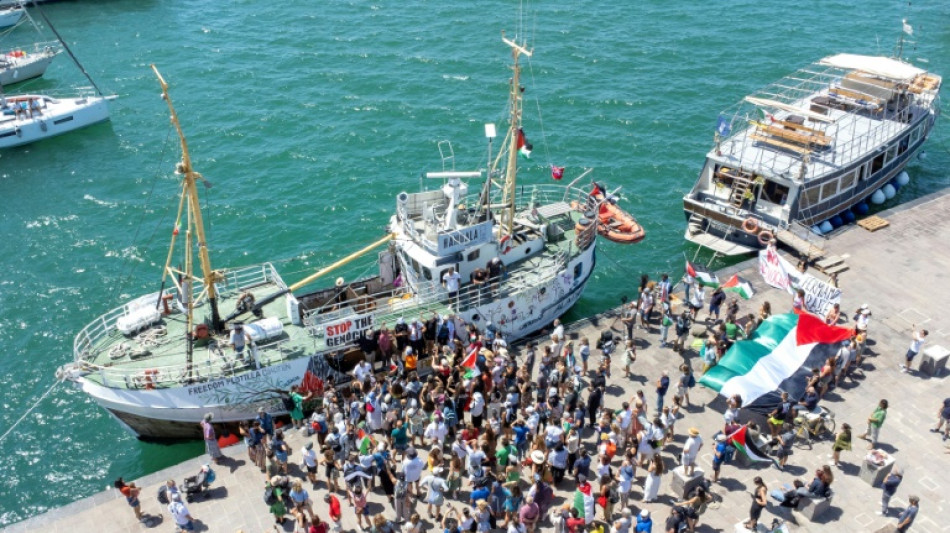 Abgefangenes Boot pro-palästinensischer Aktivisten in Israel eingetroffen