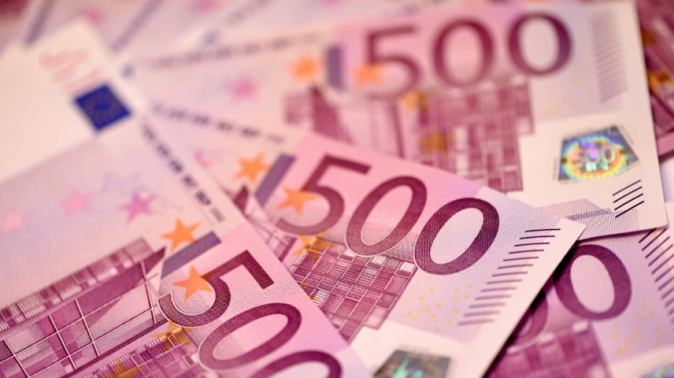 Bundespolizisten finden 31.000 Euro in Innenfutter von Jacke