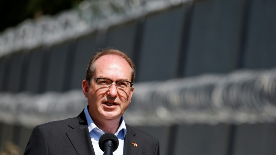 Dobrindt verteidigt Migrationskurs trotz Gerichtsentscheidungen