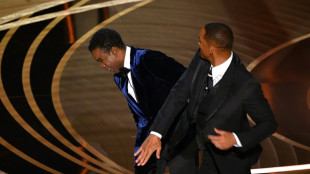 Ohrfeige von Will Smith gegen Chris Rock wühlt Oscar-Gala auf