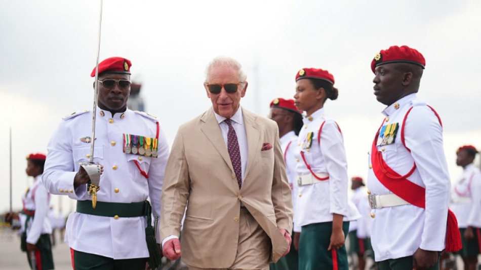  Carlos III llega a Guyana en gira marcada por pedidos de reparaciones por la esclavitud 
