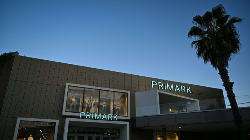  Associated British Foods to spin off Primark clothes brand 