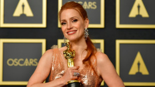 Les Oscars n'ont d'yeux que pour Jessica Chastain, méconnaissable en télévangéliste