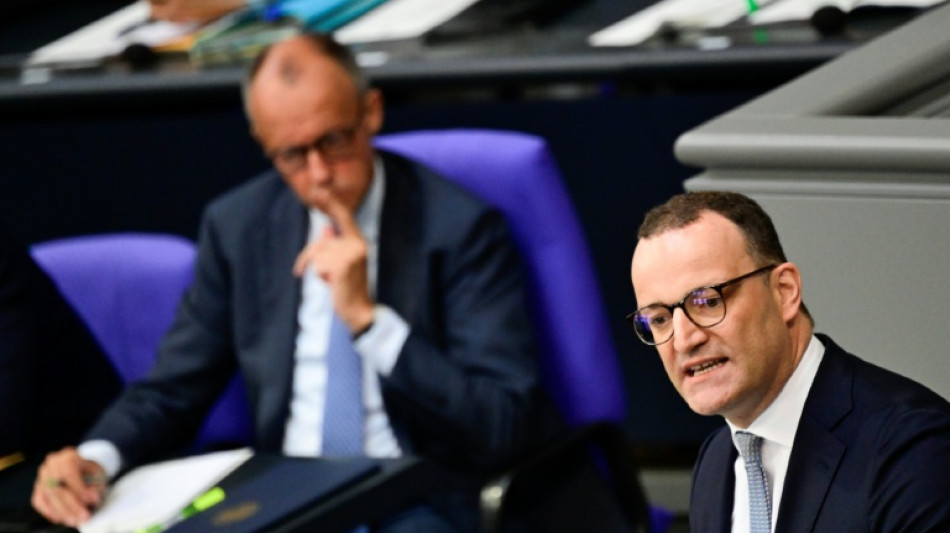  Spahn pocht auf Reform von Arbeitszeitregeln - SPD will Arbeitnehmer st&auml;rken 