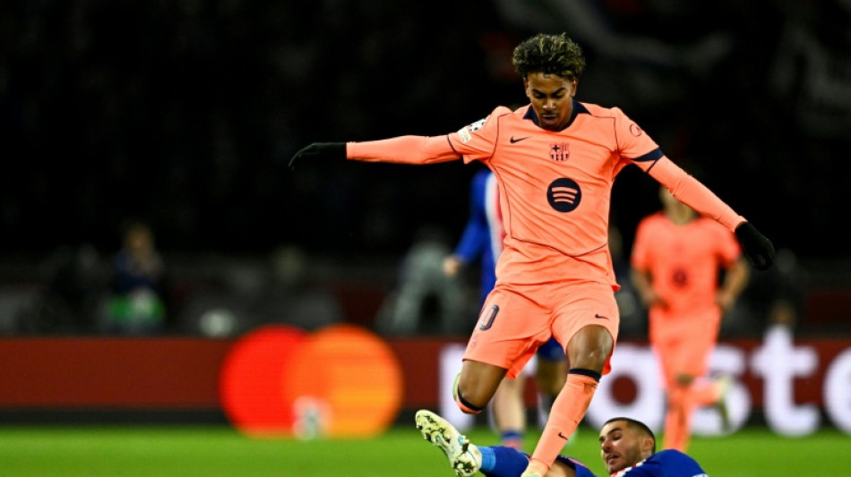  El Barcelona busca perder de vista al Real Madrid en el cl&aacute;sico 