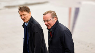 Pistorius und Lauterbach stehen dem Bundestag Rede und Antwort