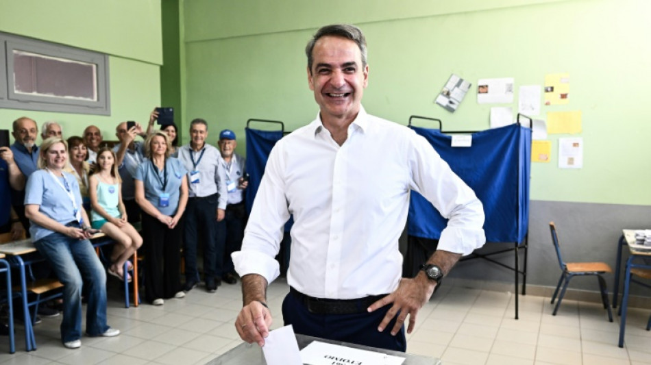 Mitsotakis's conservatives clinch landslide Greece election win