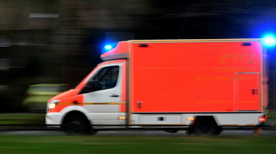  Auto erfasst Passanten in Hofgeismar: Fahrer laut Polizei mit medizinischen Problemen 