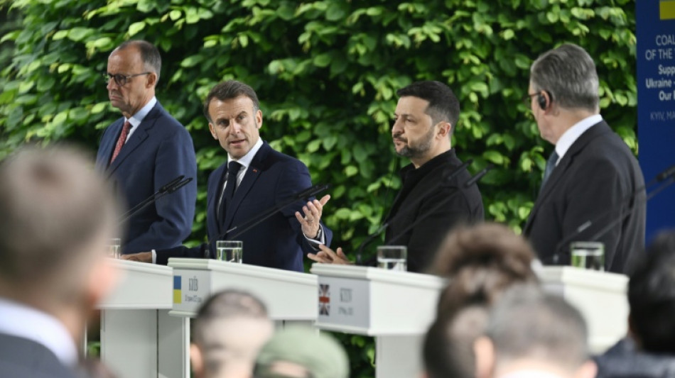  Selenskyj trifft Verbündete in London - Trump kritisiert ukrainischen Präsidenten 