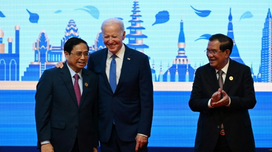 Biden seeks N. Korea strategy in talks with Japan, S. Korea