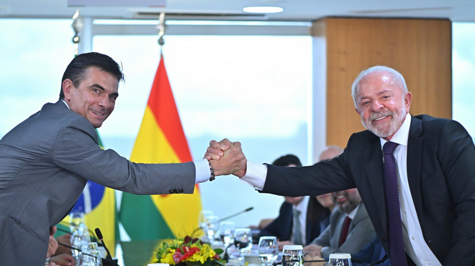  Brasile-Bolivia, accordi su energia, turismo e sicurezza tra Lula e Paz 
