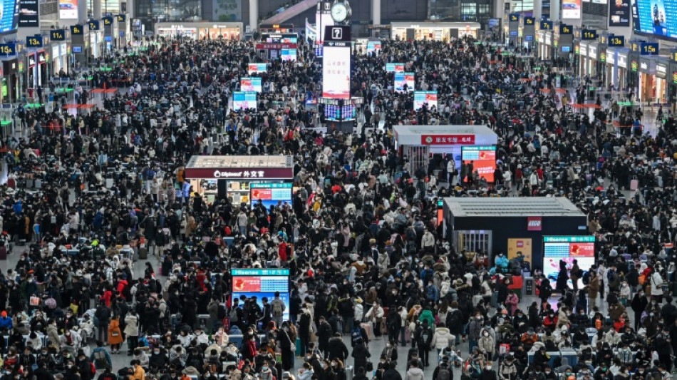 "On est impatients!": après l'attente, les Chinois enfin chez eux pour le Nouvel an